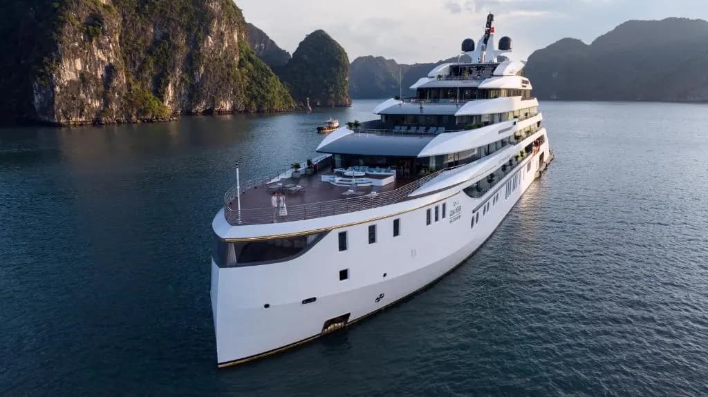 Grand Pioneers Cruise - Ocean Suite in Halong Bay